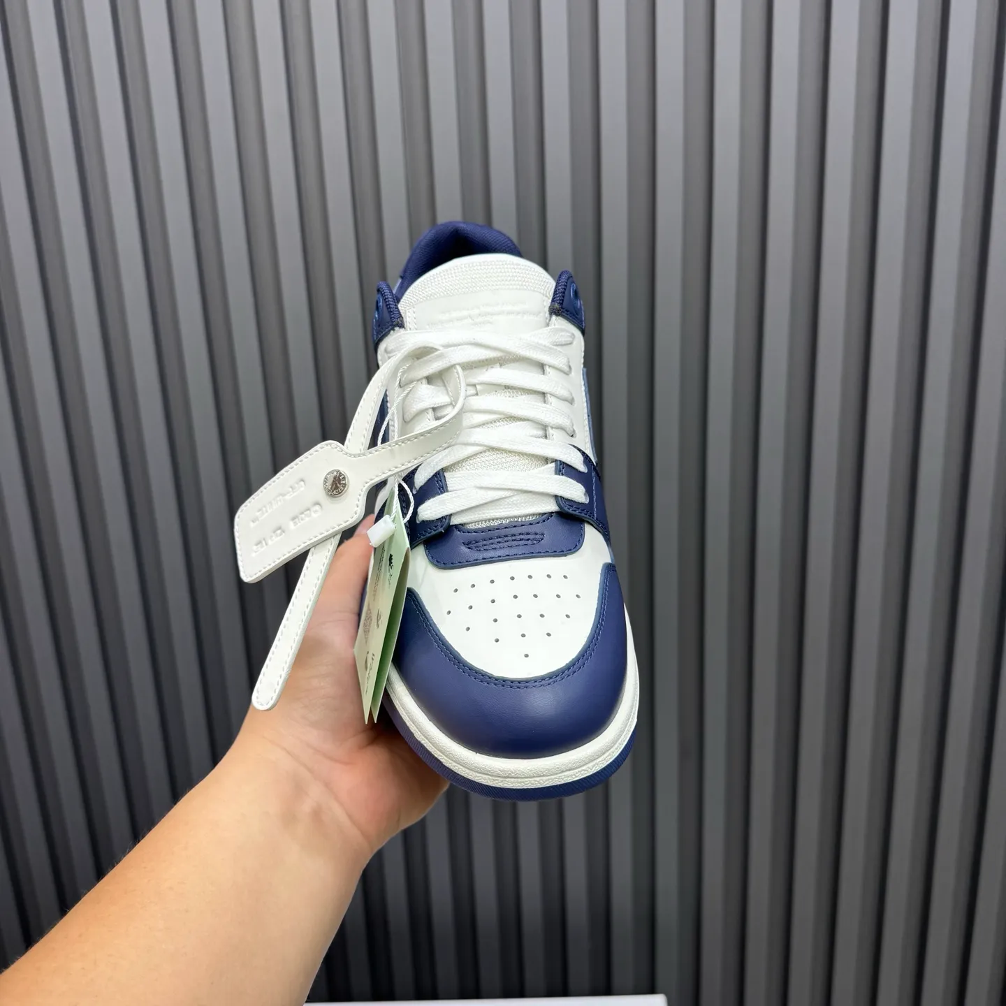 P620 OFF WHITE⚡️Couple model⚡️35-40 women’s model 39-46 men’s model